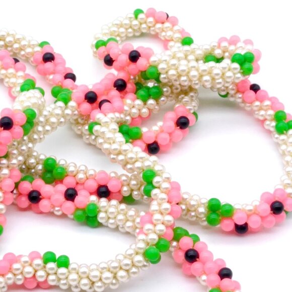 Crocheted Seed Pearls Rope Lariat, Elegant Flapper Floral Sautoir, Classy - Picture 3 of 3